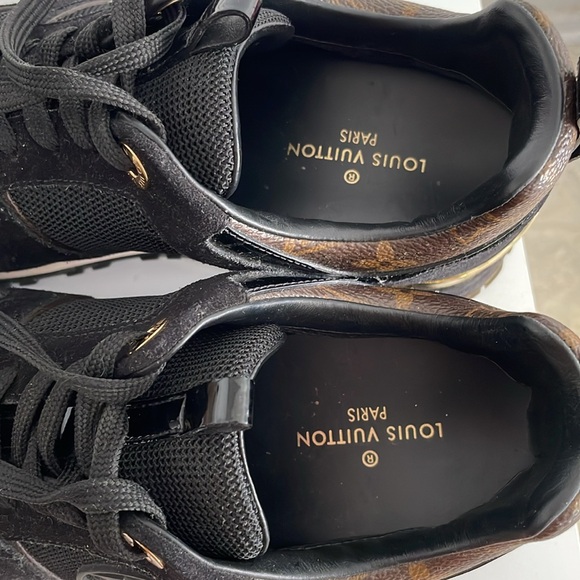 Excellent condition Louie Vuitton sneakers size 7 - Picture 3 of 9